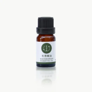 wintergreen_essential_oil_with_reflection_1118